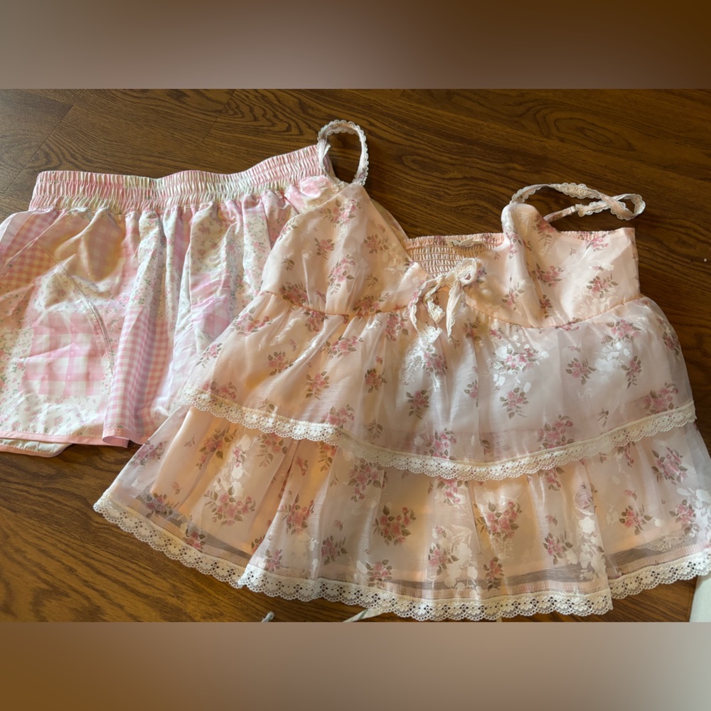 Peach Love California Pink Floral Tank Top with pink patchwork shorts